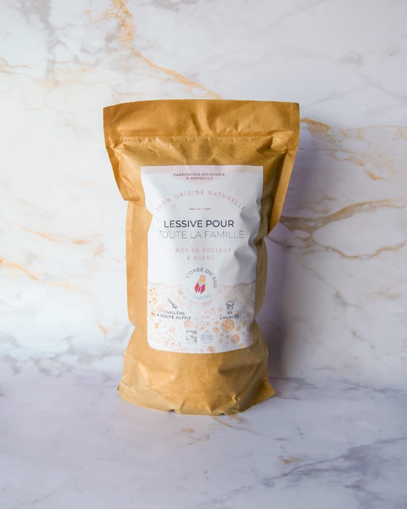 La lessive en poudre pour le linge blanc ou de couleurs 0,9kg