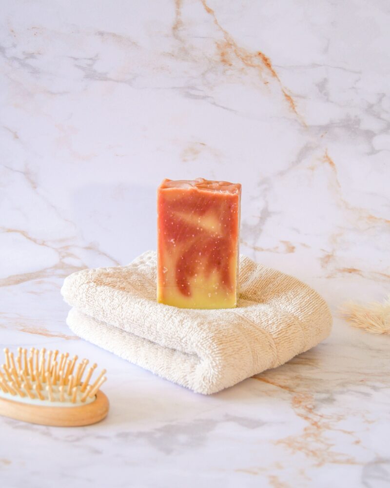 L’éclatant, Savon peaux mixtes à grasses BIO 100g