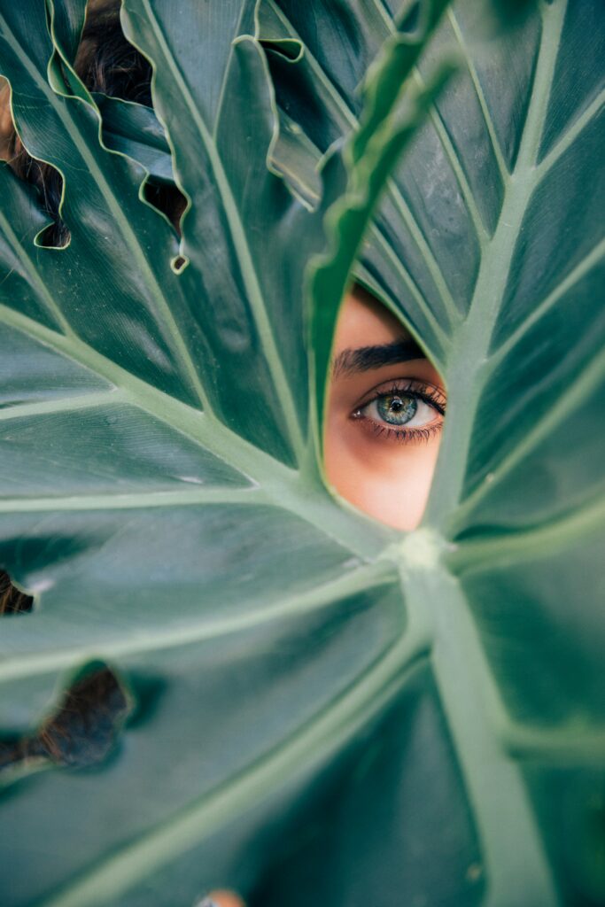 soin contour des yeux