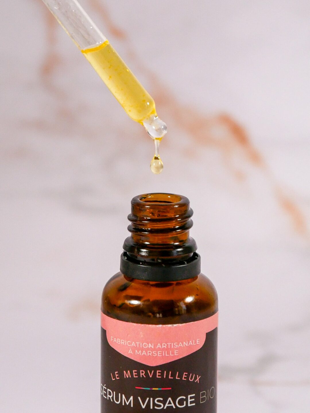 bienfaits du safran cosmétique naturelle sérum visage bio anti imperfections anti age anti taches hydratant