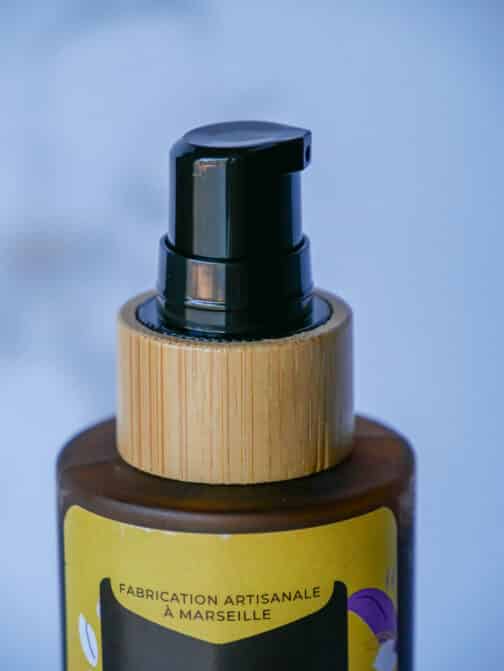 huile sèche bio vanille Madagascar répare, protège, après-soleil, anti vergetures, hydrate et nourrit la peau sans laisser de film gras