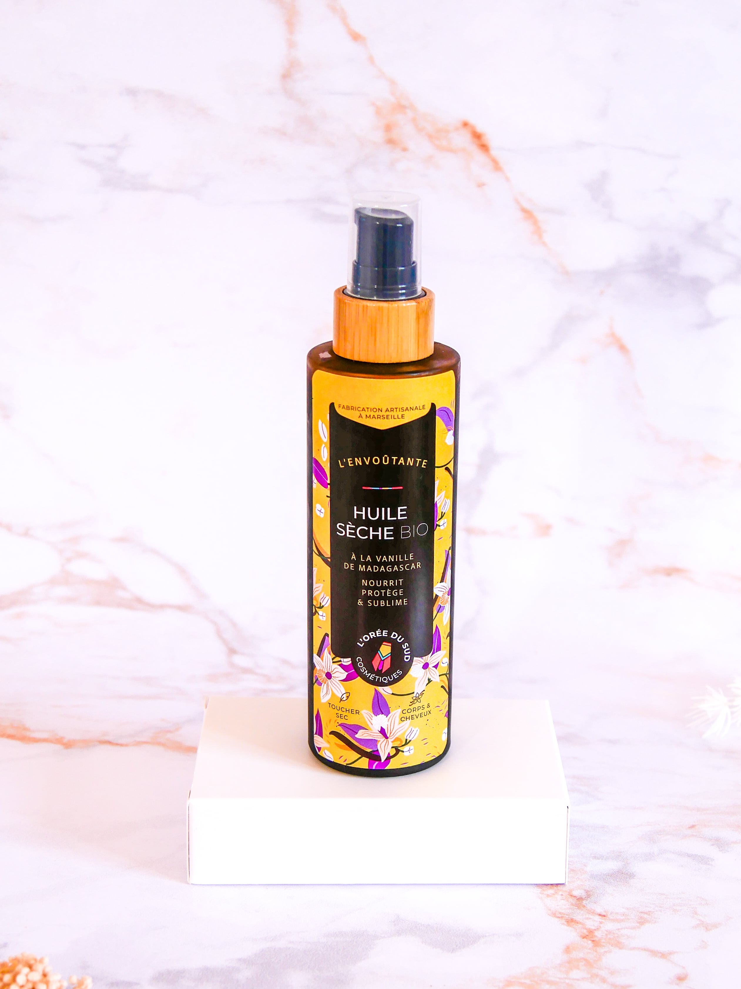 huile sèche bio vanille Madagascar, répare, protège, après-soleil, anti vergetures, hydrate et nourrit la peau sans laisser de film gras, adapté femme enceinte, nourrit, hydrate, artisanat local, marseille, cosmétique naturel, cosmétique bio